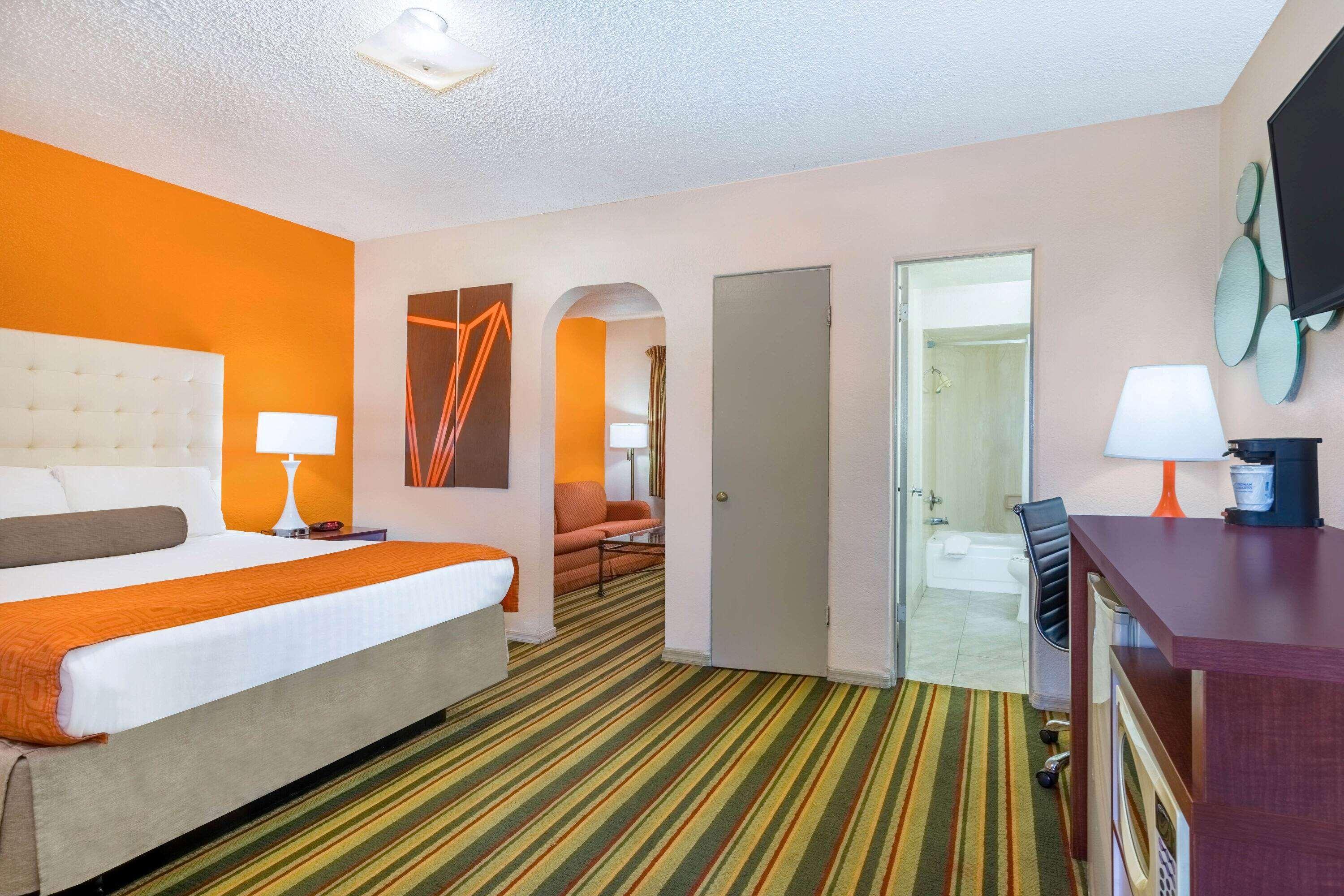 Howard Johnson By Wyndham Phoenix Airport/Downtown Area Exterior foto