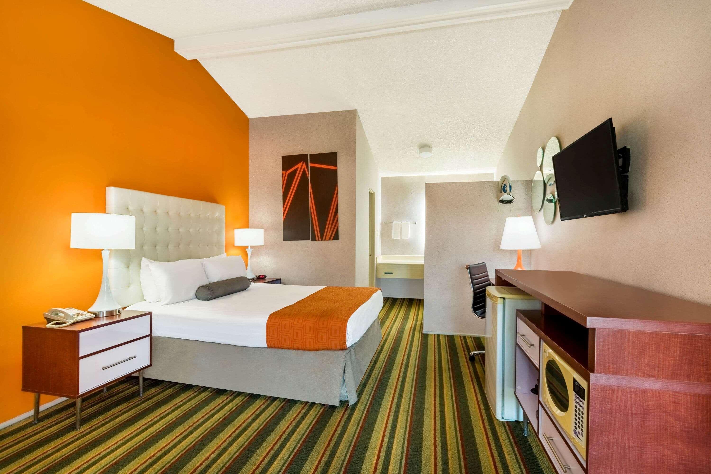 Howard Johnson By Wyndham Phoenix Airport/Downtown Area Exterior foto
