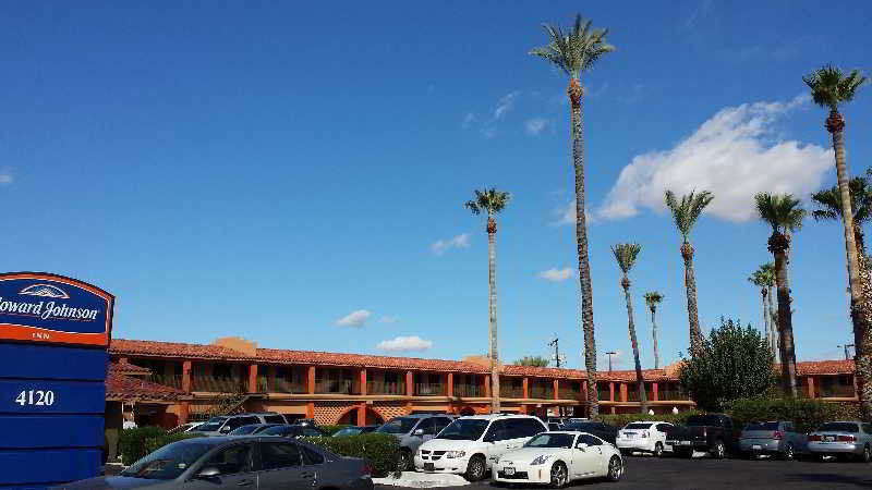 Howard Johnson By Wyndham Phoenix Airport/Downtown Area Exterior foto